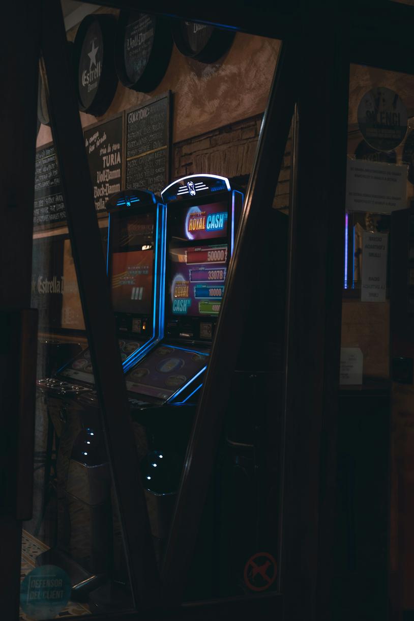 ¡Descubre la Emoción de las Tragamonedas Online en Dendera Casino 2024!